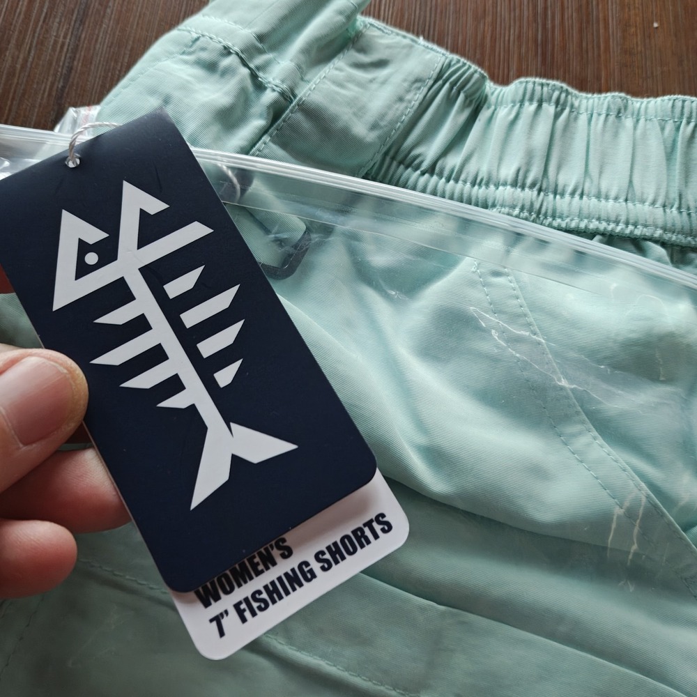 Bassdash Women's Nylon Fishing Shorts‎ 7" Size Extra Small XS Teal Light Blue - Picture 3 of 4